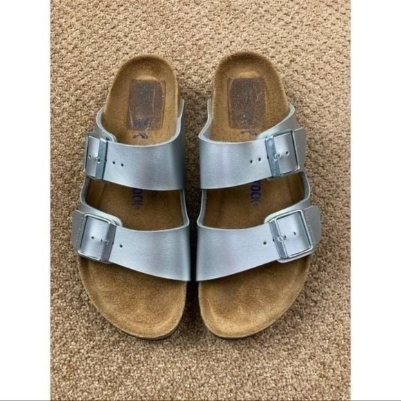 Birkenstock Shoes - Birkenstock Arizona sandals in silver